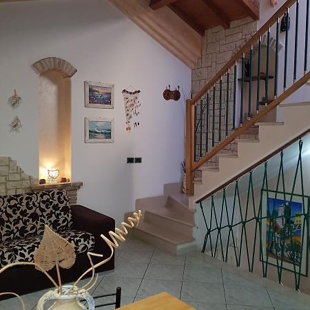 泰尔莫利Residenza Borgo Antico别墅 外观 照片