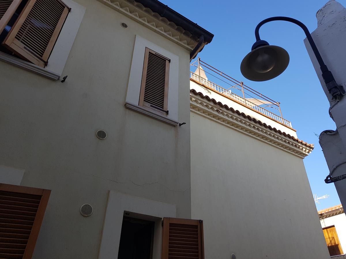 泰尔莫利Residenza Borgo Antico别墅 外观 照片