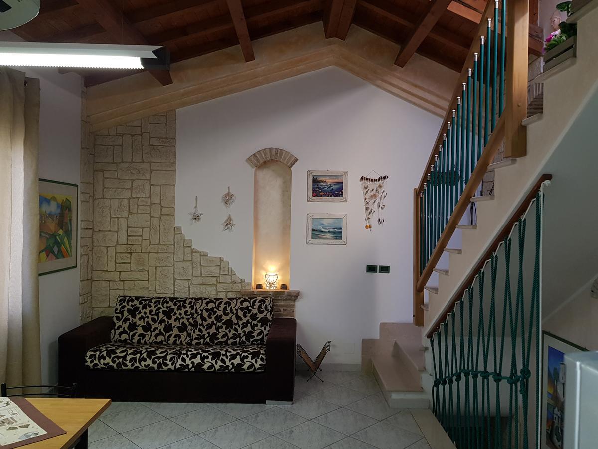泰尔莫利Residenza Borgo Antico别墅 外观 照片
