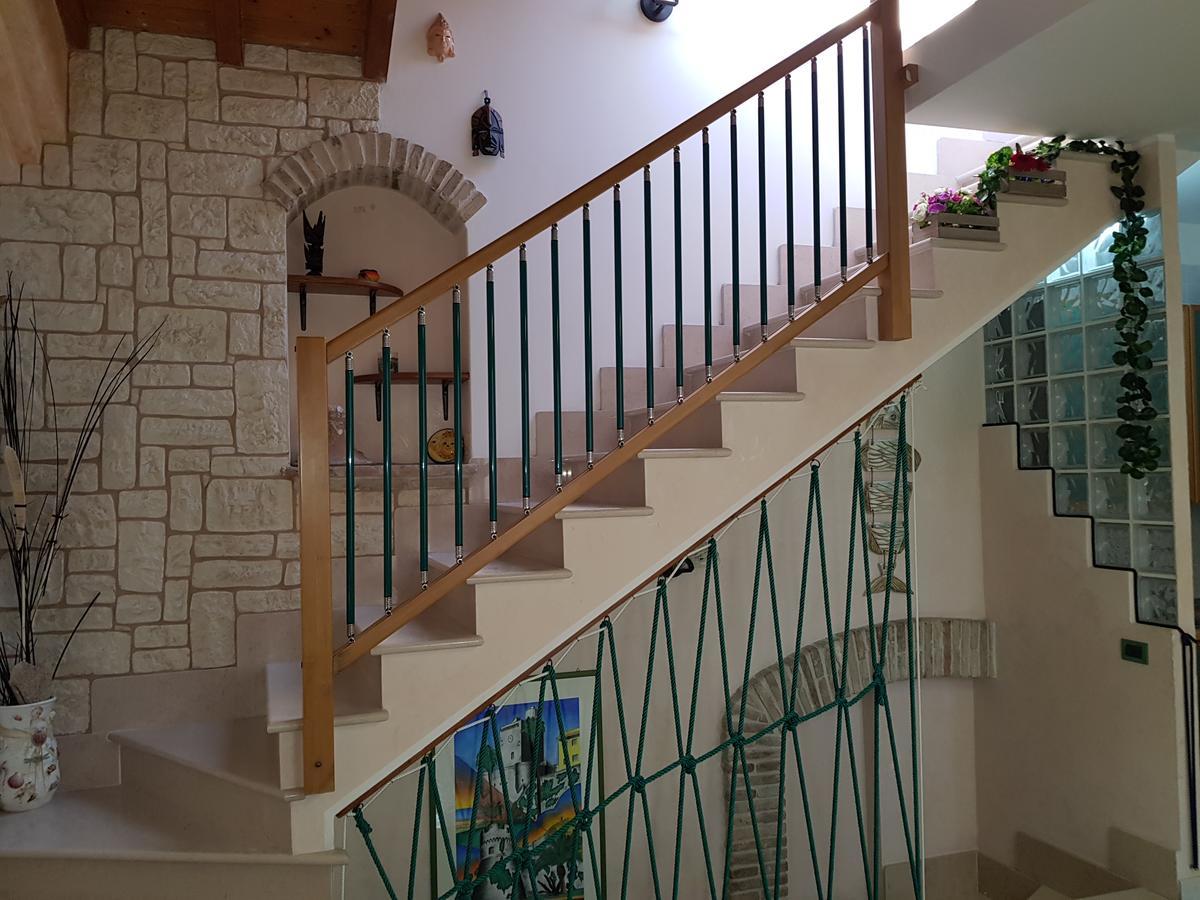 泰尔莫利Residenza Borgo Antico别墅 外观 照片
